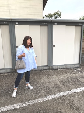 「シルバーシューズ」｜「アイテム（シャツワンピース）」を使った、3yamaさん（レディース・160cm）の秋コーディネート