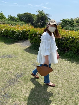 「DONOBAN（ドノバン）のアイテム（ピアス（両耳用））」を使った、3yamaさん（レディース・160cm）の春コーディネート
