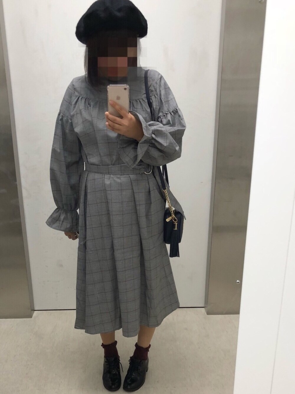 「秋、ボリューム袖、チェック、秋服準備はじめました、秋冬コーデ、秋先取りコーデ、チェックワンピース」｜「AS KNOW AS plusのアイテム（ワンピース/ドレス、グレー系）」を使った、marinan0203さん（レディース・158cm）の秋コーディネートの1枚目の写真