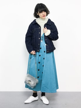 「AMERI」｜「アイテム（デニムジャケット）」を使った、ハマアイさん（レディース・161cm）の秋コーディネート