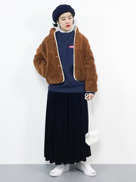 「ベロアスカート」｜「アイテム（ブルゾン）」を使った、ハマアイさん（レディース・161cm）の冬コーディネート