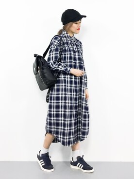 「ビッグシャツ」｜「アイテム（シャツワンピース）」を使った、ハマアイさん（レディース・161cm）の秋コーディネート