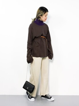 「ISOOK（アイスー）のアイテム（Tシャツ/カットソー）」を使った、ハマアイさん（レディース・161cm）の秋コーディネート