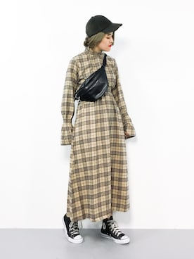 「MOUSSY（マウジー）のFLARE SLEEVE CHECK DRESS（ワンピース）」を使った、ハマアイさん（レディース・161cm）の秋コーディネート