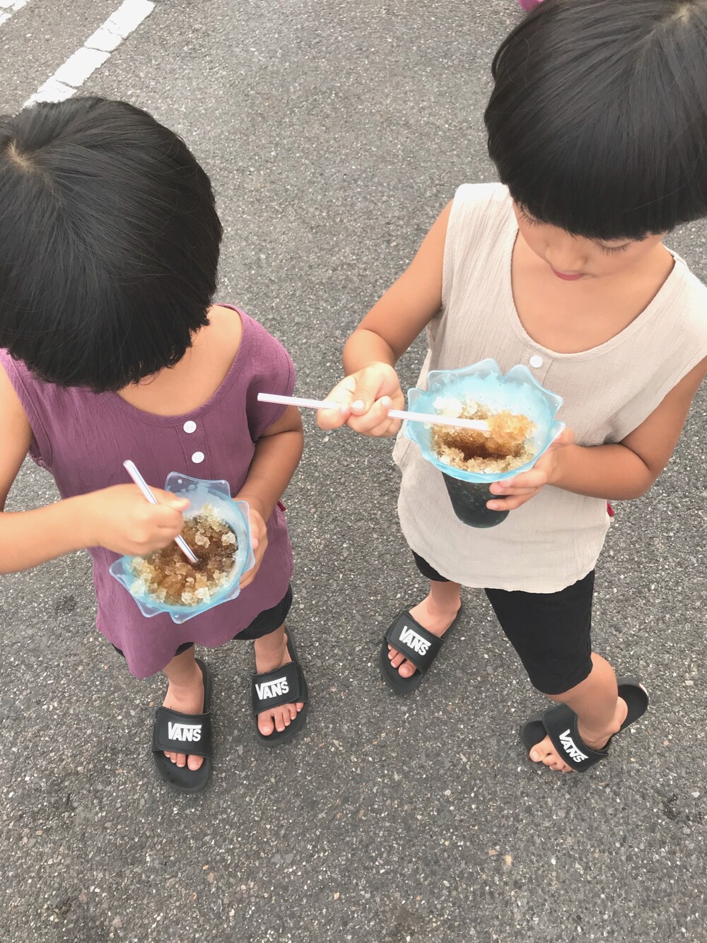 「夏、男の子コーデ、祭り、夏休み、キッズファッション」｜「VANSのキッズ サンダル VANS ヴァンズ OVERS(16-23) V7588K BLACK（サンダル、ブラック系）」を使った、sun☆cherryさん（キッズ・110cm）の夏コーディネートの1枚目の写真
