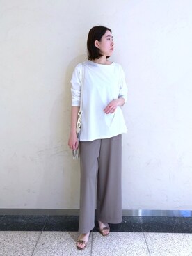 「リラックスパンツ」｜「アイテム（その他）」を使った、TANさん（レディース・157cm）の春コーディネート