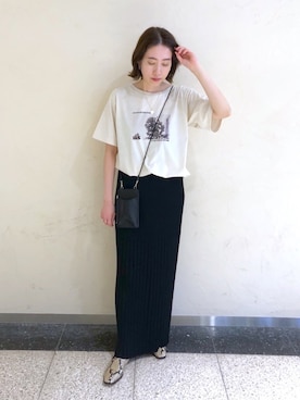 「ナロースカート」｜「アイテム（スリッポン）」を使った、TANさん（レディース・157cm）の春コーディネート