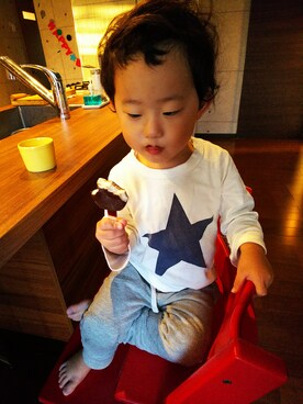 「RUGGEDWOARKSのアイテム（Tシャツ/カットソー、ホワイト系）」を使った、ohaaayo-さん（レディース）の秋コーディネート