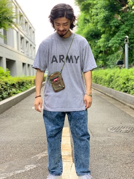 「Supreme （シュプリーム）のアイテム（バッグ）」を使った、にーの〔大人｜古着｜デニム〕さん（メンズ・175cm）の夏コーディネート