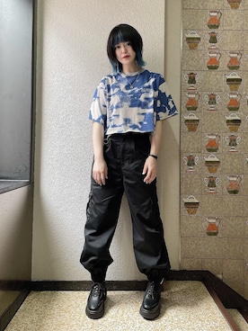 カーゴパンツを使った ウルフカット の人気ファッションコーディネート Wear