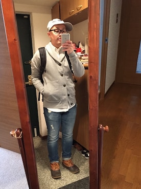 「JOEY FACTORY（ジョーイファクトリー）のアイテム（トップス）」を使った、おかもとさん（メンズ・163cm）の春コーディネート