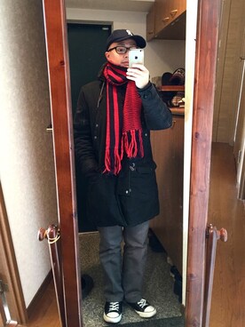 「アイテム（マフラー）」を使った、おかもとさん（メンズ・163cm・30代）の冬コーディネート