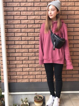Uniqlo ユニクロ のパーカー ピンク系 を使った人気ファッションコーディネート 年齢 15歳 19歳 Wear