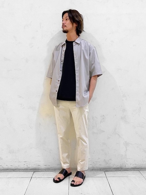 �����Ă���́u�i�b�j�v���g�����R�[�f�B�l�[�g