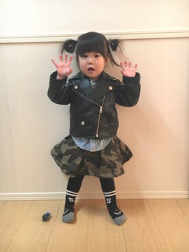 「アイテム（ライダースジャケット）」を使った、rino☆manaさん（キッズ・80cm）の冬コーディネート