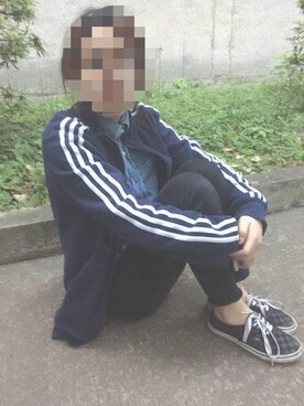「アイテム（ジャージ）」を使った、吾念さん（レディース・156cm・10代）の春コーディネート