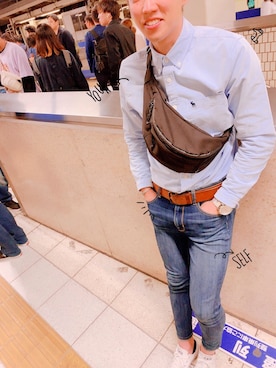 「Abercrombie&Fitch（アバークロンビーアンドフィッチ）のアイテム（シャツ/ブラウス）」を使った、YOSHIさん（メンズ・169cm）の春コーディネート