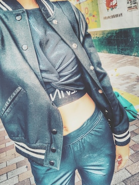 「SAINT LAURENT PARIS（サンローランパリ）のアイテム（ジャケット/アウター）」を使った、amimsさん（レディース・158cm）の秋コーディネート