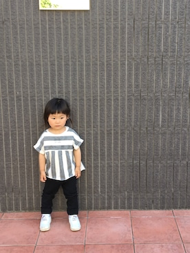 「ZARA（ザラ）のアイテム（Tシャツ/カットソー、ホワイト系）」を使った、773.nさん（キッズ）の春コーディネート