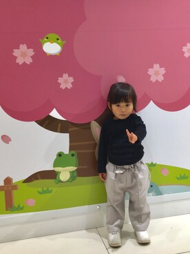 「petit main（プティマイン）のジャガードハイネック長袖Tシャツ（Tシャツ/カットソー、ブラック系）」を使った、773.nさん（キッズ）の春コーディネート