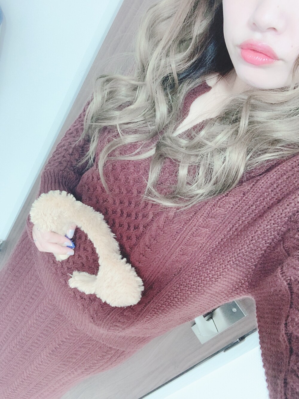 「秋冬コーデ、セットアップ、ニット、GU、プチプラ、おしゃれさんと繋がりたい、ブラウン、ディズニー、一児のママ」｜「GUのアイテム（トップス、ブラウン系）」を使った、cham!!さん（レディース・165cm）の秋コーディネートの1枚目の写真