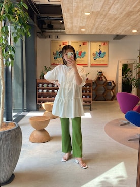「グリーンパンツ」｜shinoharakiyokaさん（レディース・162cm）の春コーディネート