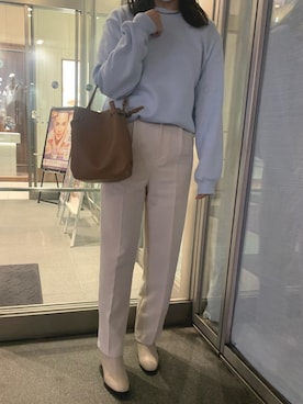 「ブルー x ホワイト」｜「アイテム（スウェット）」を使った、©️さん（レディース・165cm）の春コーディネート