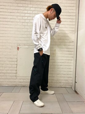 「CONVERSE STARS（コンバーススターズ）のアイテム」を使った、森　渉さん（メンズ・178cm）の秋コーディネート