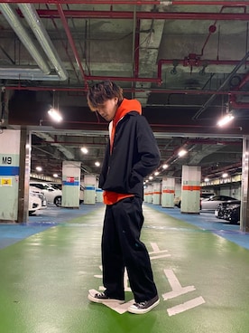 「CONVERSE STARS（コンバーススターズ）のアイテム」を使った、森　渉さん（メンズ・178cm）の秋コーディネート
