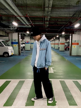 「CONVERSE STARS（コンバーススターズ）のアイテム」を使った、森　渉さん（メンズ・178cm）の秋コーディネート