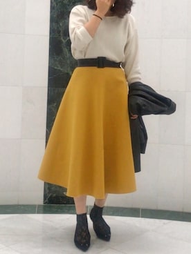 「UNIQLO（ユニクロ）のアイテム（トップス、ホワイト系）」を使った、01さん（レディース）の秋コーディネート