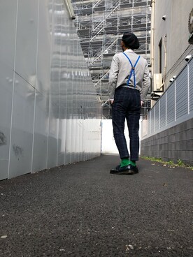 「媚びないシャツ」｜shamsoftokyoさん（メンズ・173cm）の春コーディネート