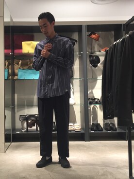 「UNITED TOKYO（ユナイテッドトウキョウ）のアイテム（シャツ/ブラウス、ブルー系）」を使った、kzk_utさん（メンズ・180cm）の夏コーディネート