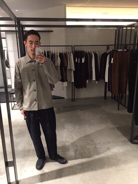 「UNITED TOKYO（ユナイテッドトウキョウ）のアイテム（シャツ/ブラウス、グレー系）」を使った、kzk_utさん（メンズ・180cm）の夏コーディネート