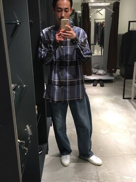 「UNITED TOKYO（ユナイテッドトウキョウ）のアイテム（デニムパンツ、ブルー系）」を使った、kzk_utさん（メンズ・180cm）の夏コーディネート