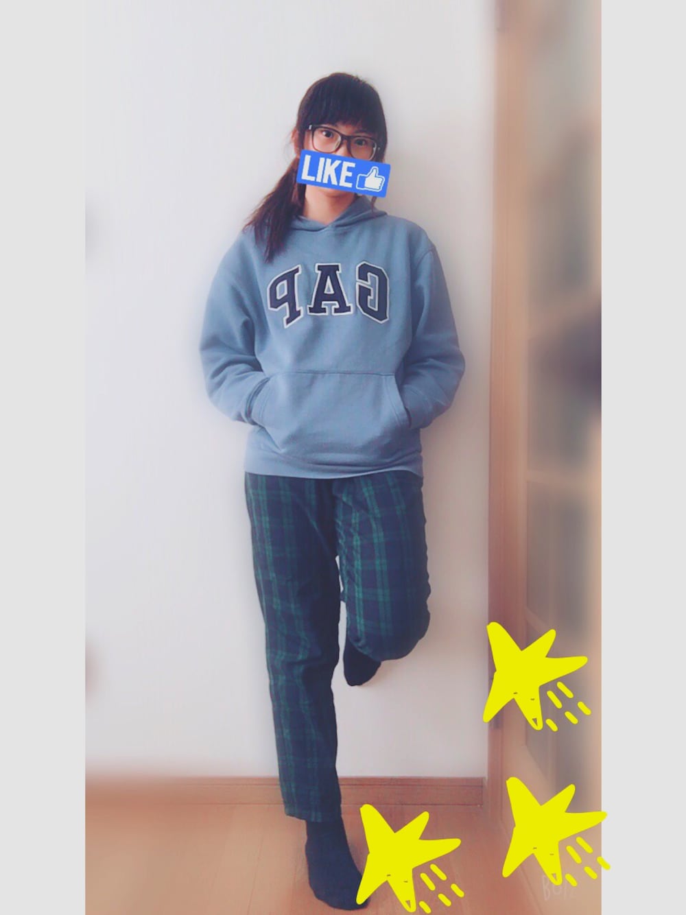 「カジュアル、パーカー、GAP、パンツスタイル、グリーン」｜「GAPのアイテム（パーカー、ブルー系）」を使った、Nana*.☆さん（レディース・162cm）の冬コーディネートの1枚目の写真