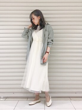 「LOWRYS FARM（ローリーズファーム）のアイテム（イヤリング（片耳用））」を使った、MAKIさん（レディース・161cm）の春コーディネート