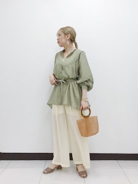 「ビーズバッグ」｜「アイテム（スラックス）」を使った、MAKIさん（レディース・161cm）の夏コーディネート