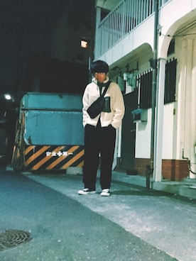 「Yohji Yamamoto（ヨウジヤマモト）のアイテム（ボディバッグ/ウエストポーチ）」を使った、ｺ ｳ ｾ ｲさん（メンズ・175cm）の冬コーディネート