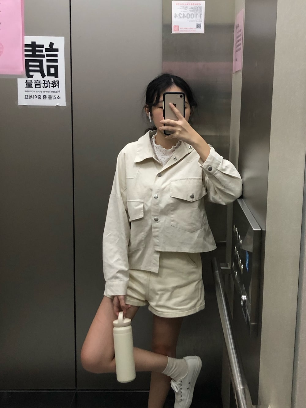 「KINTOのアイテム（グラス/マグカップ/タンブラー、ホワイト系）」を使った、👽👅🖕さん（レディース・150cm）の秋コーディネートの1枚目の写真