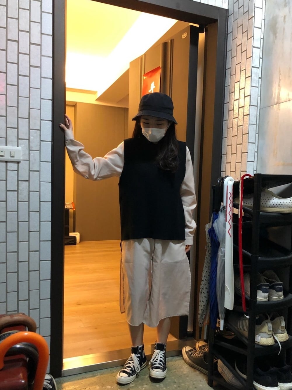 「MELROSEのアイテム（カーディガン/ボレロ、ブラック系）」を使った、👽👅🖕さん（レディース・150cm）の冬コーディネートの1枚目の写真