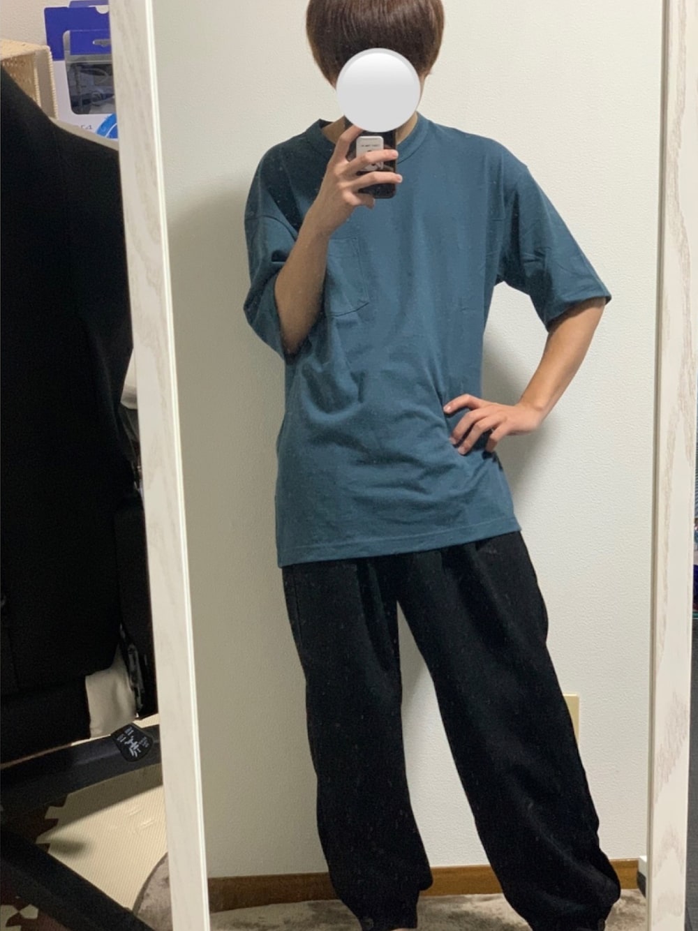 「シンプルコーデ、休日スタイル、ラフ、夏、夏だ！Tシャツ着よう！、GU、DOOPZ」｜「DOOPZのDOOPZ　カフスイージーパンツ（その他パンツ、ブラック系）」を使った、おりょりょさん（メンズ・159cm）の夏コーディネートの1枚目の写真