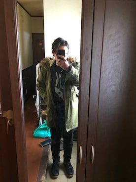 「kicks」｜「アイテム（デニムジャケット）」を使った、Ryoさん（メンズ・182cm）の冬コーディネート