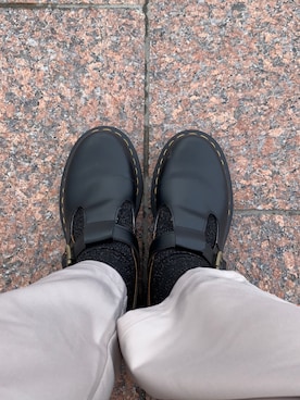 「Dr. Martens（ドクターマーチン）のアイテム（シューズ、ブラック系）」を使った、Ricさん（レディース・156cm）の春コーディネート
