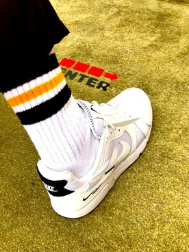 BEE HIVE WEARさんのコーディネート