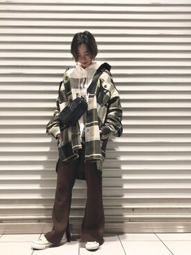 「袖ボリューム」｜「アイテム（その他アウター）」を使った、ayumi  hagiharaさん（レディース・161cm）の秋コーディネート