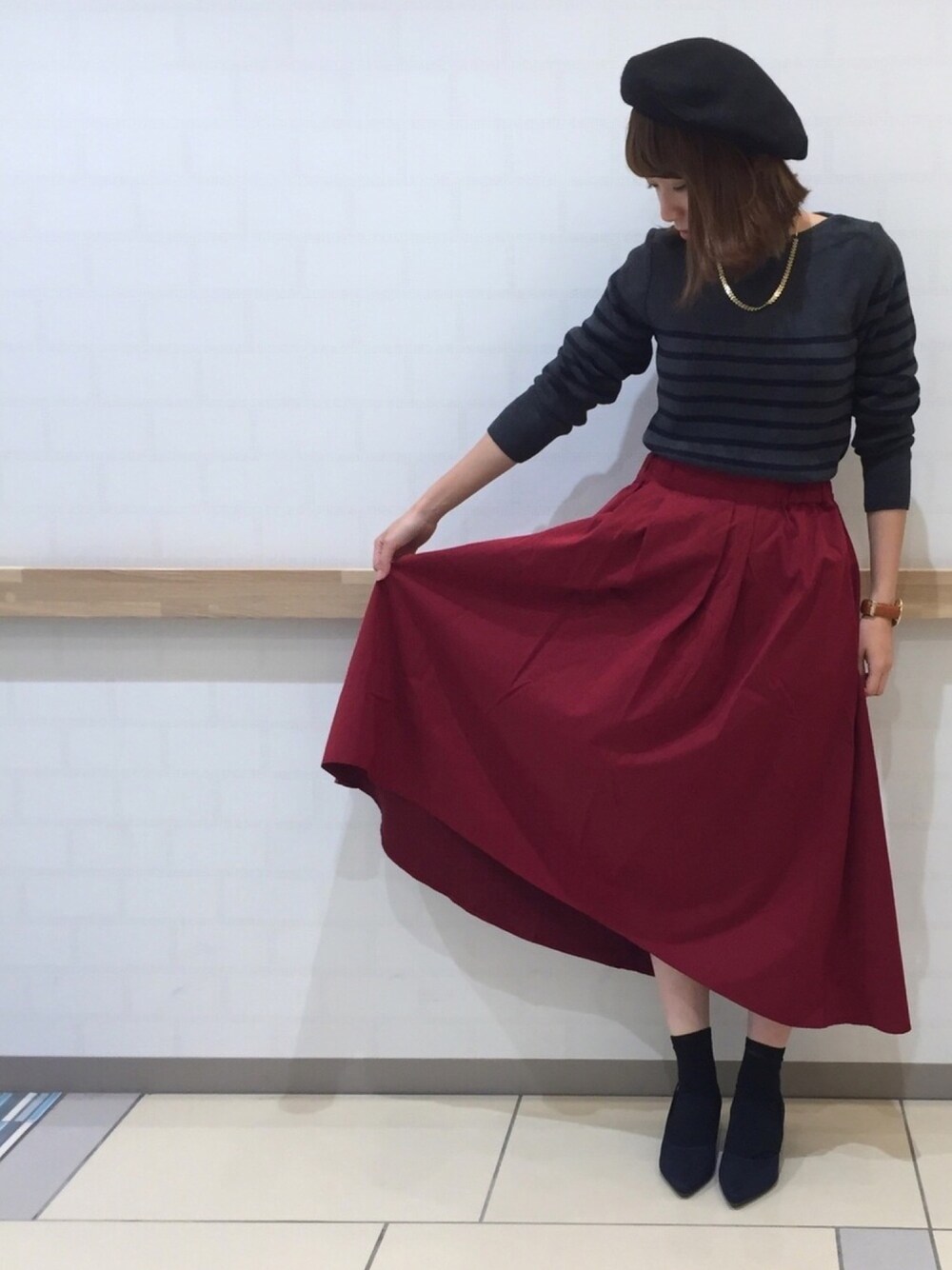 「AMERICAN HOLIC、AMERICANHOLIC、アメリカンホリック、ストライプインターナショナル、秋のコーデ、きれいめコーディネート」｜「AMERICAN HOLICのアイテム（ネックレス、ゴールド系）」を使った、︎︎︎︎mai‪︎‬🌷*ﾟさん（レディース・153cm）の秋コーディネートの1枚目の写真