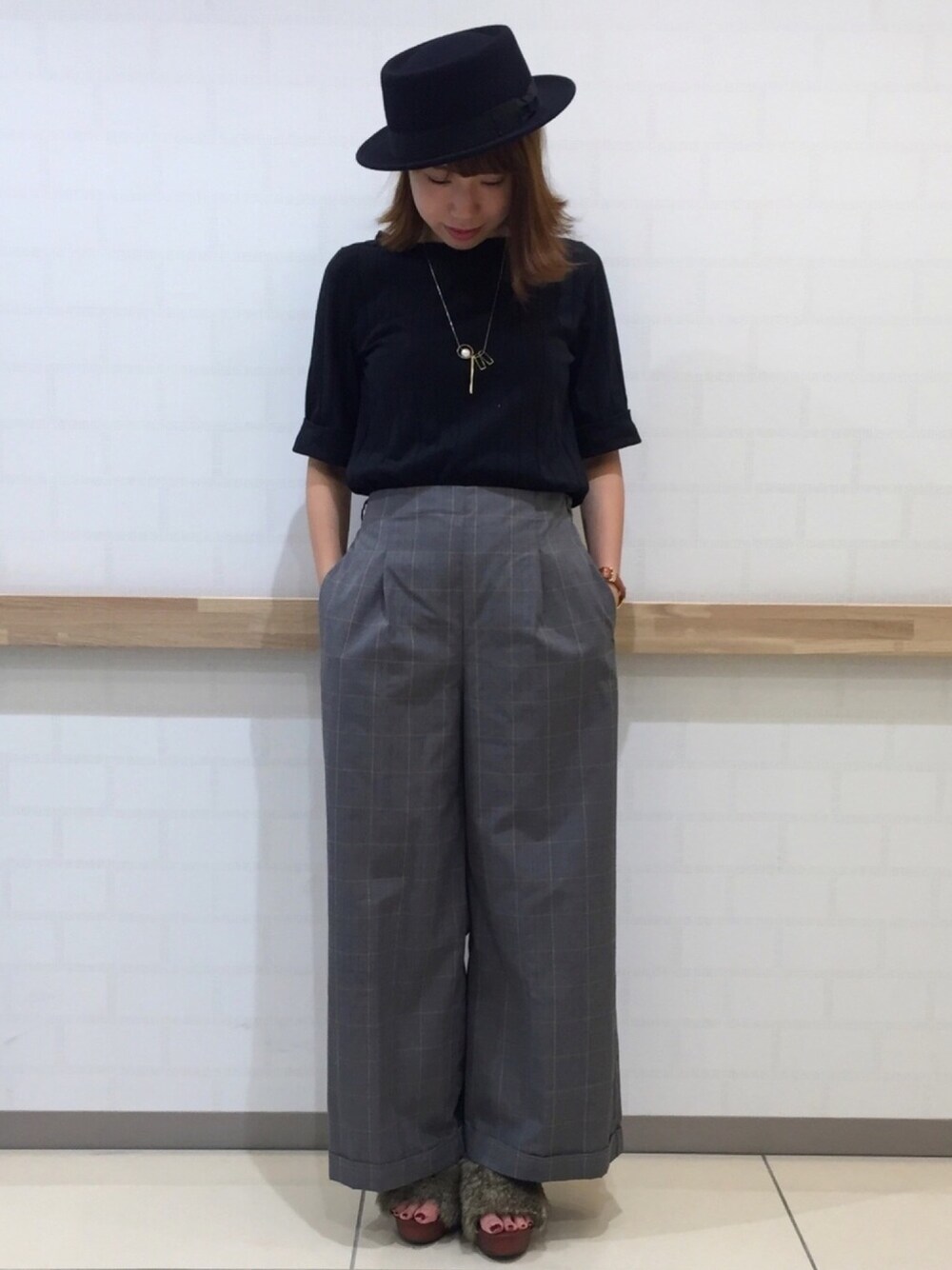 「AMERICAN HOLIC、AMERICANHOLIC、アメリカンホリック、ストライプインターナショナル、秋のコーデ、ハンサムコーデ」｜「AMERICAN HOLICの・ワイドリブボートネック5分袖（トップス、ブラック系）」を使った、︎︎︎︎mai‪︎‬🌷*ﾟさん（レディース・153cm）の秋コーディネートの1枚目の写真