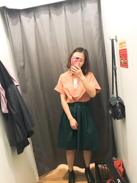 「UNIQLO（ユニクロ）のアイテム（シャツ/ブラウス、オレンジ系）」を使った、Tracyさん（レディース・160cm）の春コーディネート