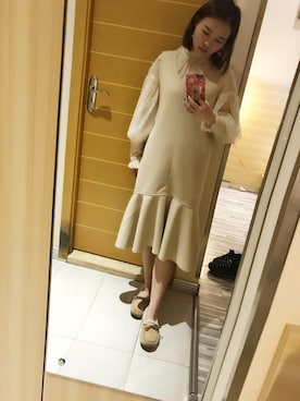 「lululuのアイテム（スカート、ベージュ系）」を使った、Tracyさん（レディース・160cm）の春コーディネート